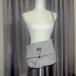 Nine west light gray purse with tassel